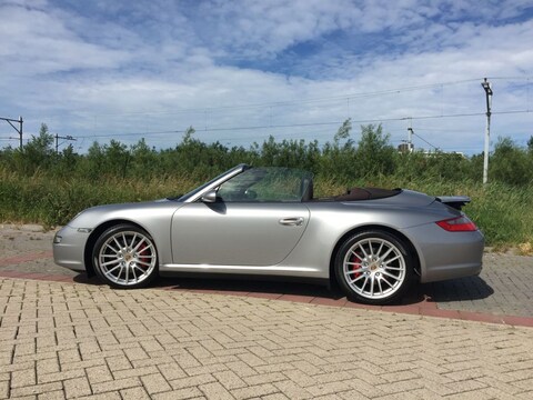 Porsche 911 Carrera 4S Cabriolet (2006)