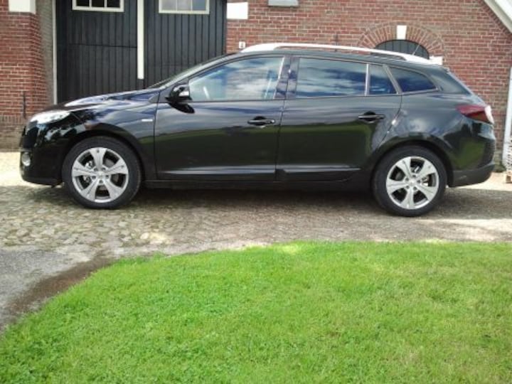 Renault Mégane Estate dCi 110 ECO2 Bose (2012)