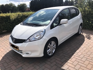 Honda Jazz 1.4 Lifestyle (2015)