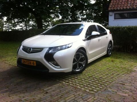 Opel Ampera (2012)