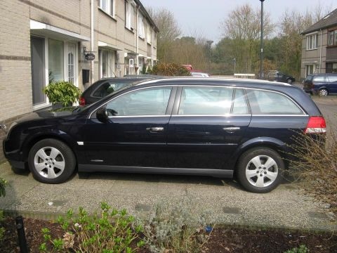 Opel Vectra Stationwagon 1.9 CDTi 150pk Comfort (2005)