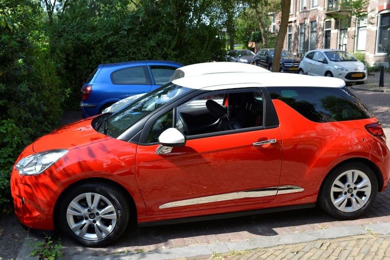 Citroën DS3 e-HDi 90 So Chic (2011)