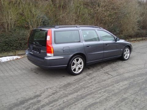 Volvo V70 T5 Summum (2005)