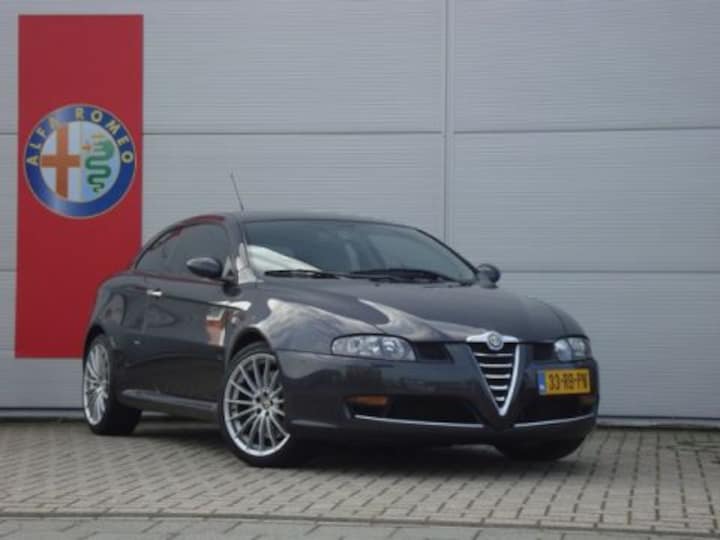 Alfa Romeo GT 3.2 V6 24V Distinctive
