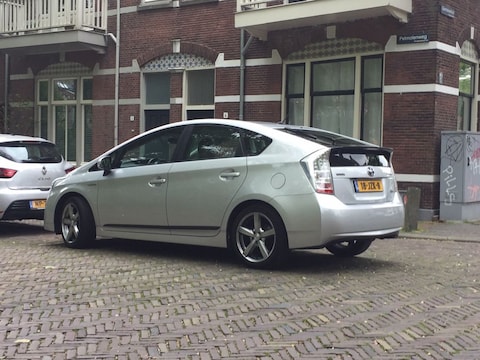 Toyota Prius 1.8 HSD Executive