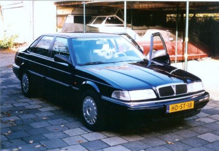 Rover 820i