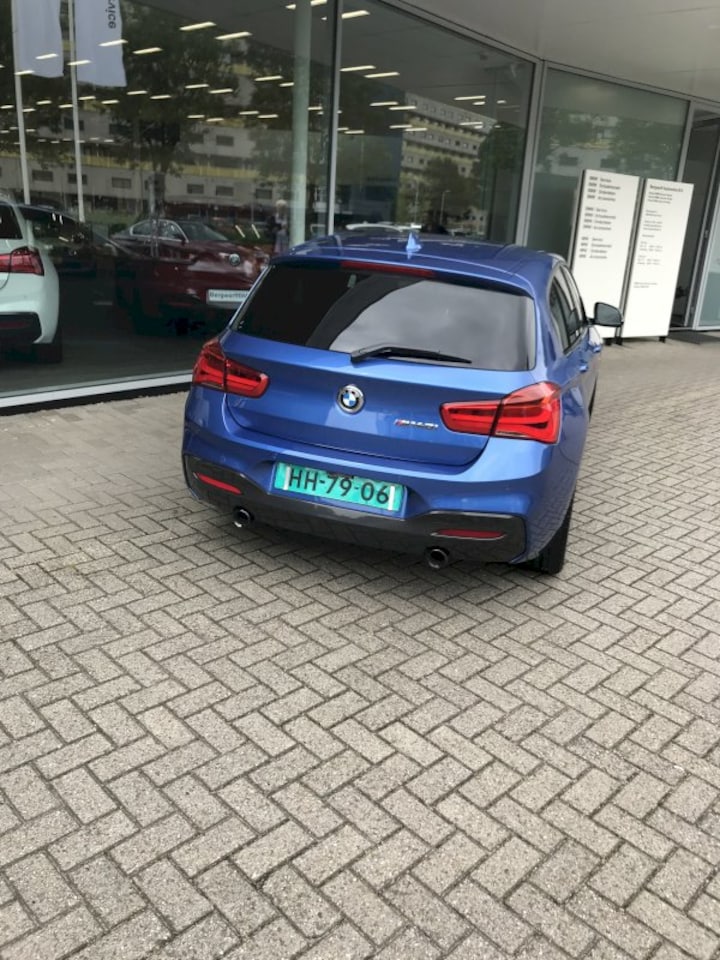 BMW M140i (2017)