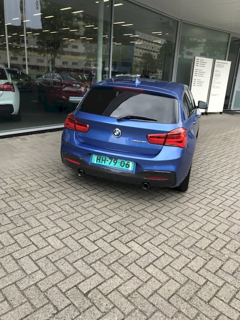 BMW M140i