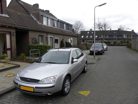 Ford Mondeo 2.0 16V Ghia (2002)