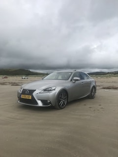 Lexus IS 300h Luxury Line (2014)