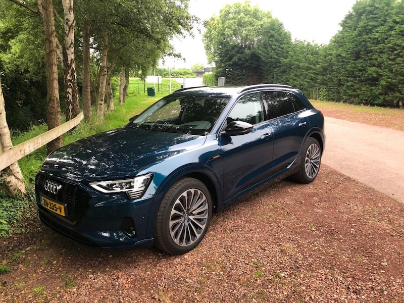 Audi e-tron 55 quattro (2019)