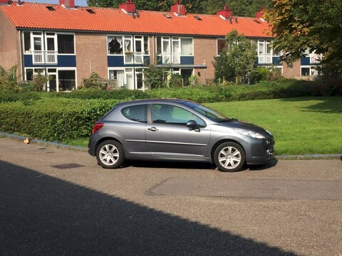 Peugeot 207 XS Pack 1.6-16V VTi (2009)