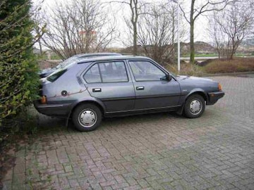 Volvo 340 Special 1.4 (1990)