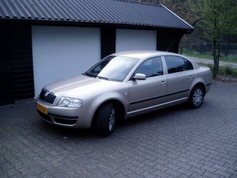 Skoda Superb 1.9 TDI 130pk Comfort (2005)