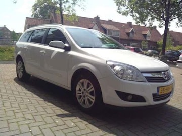 Opel Astra (2008)