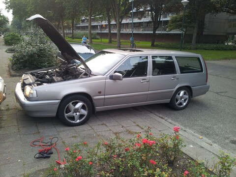 Volvo 850 T-5 2.3i 20V Turbo Estate Exclusive-Line