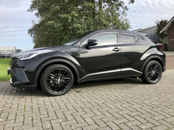 Toyota C-HR 1.8 Hybrid Business Plus Luxury (2022)