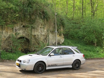 Subaru Impreza Plus 2.0 WRX AWD (2004)