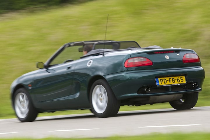 MG F