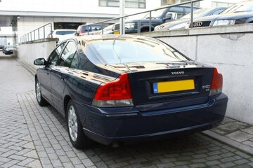 Volvo S60 2.4 D5 (2001)