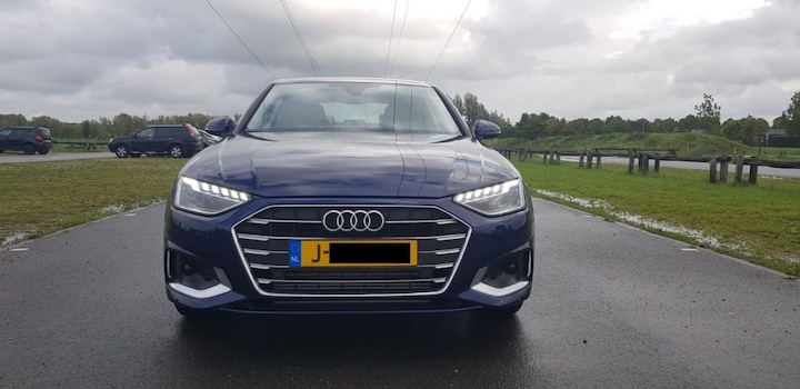 Audi A4 35 TFSI Business edition (2020)