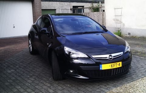 Opel Astra GTC 1.4 Turbo 140pk Sport (2012)