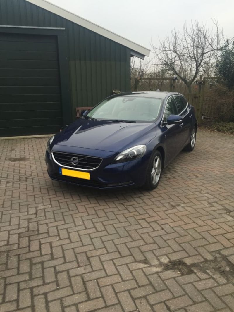 Volvo V40 D4 Business Ocean Race (2014)
