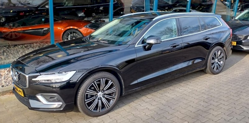 Volvo V60 D4 Inscription (2020)