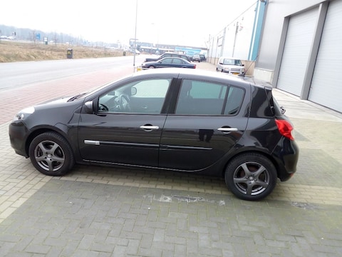 Renault Clio 1.5 dCi 85 ECO Parisienne