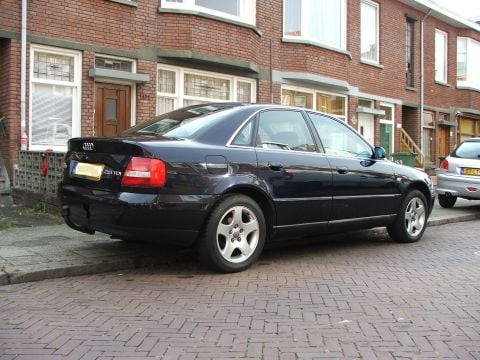 Audi A4 2.5 TDI (1999)