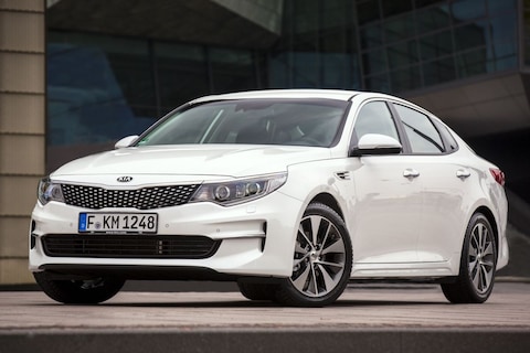 Kia Optima 2.0 GDi PHEV Business DynamicLine (2016)