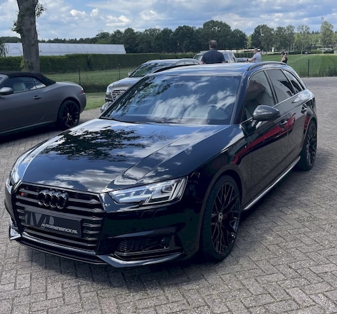 Audi S4 Avant 3.0 TFSI quattro