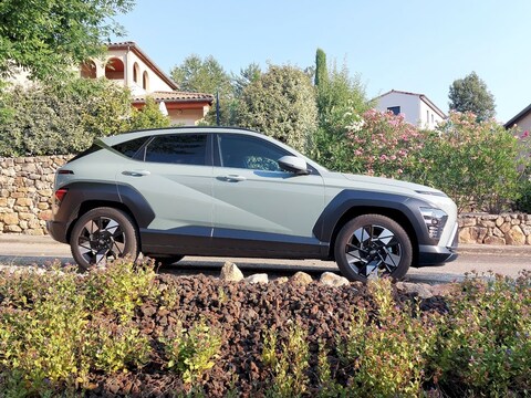 Hyundai Kona 1.6 GDI HEV Comfort Smart