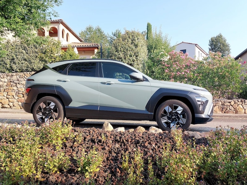 Hyundai Kona 1.6 GDI HEV Comfort Smart (2025)