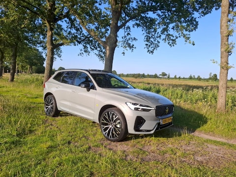 Volvo XC60 T6 Plug-in Hybrid AWD Ultra Black Edition