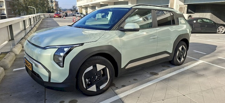 Kia EV3 81.4 kWh Plus (2025)