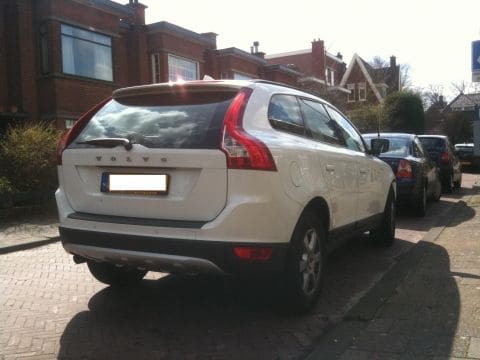 Volvo XC60 2.4D Kinetic (2009)