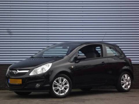 Opel Corsa 1.4-16V Cosmo