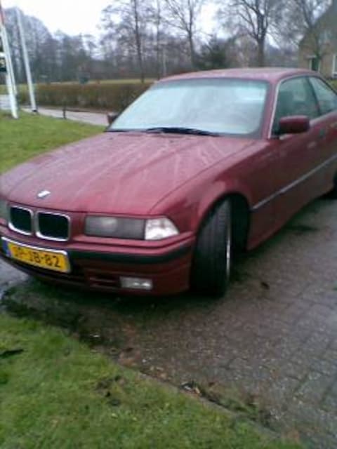 BMW 318iS Coupé (1993)