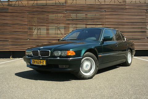 BMW 728i Executive