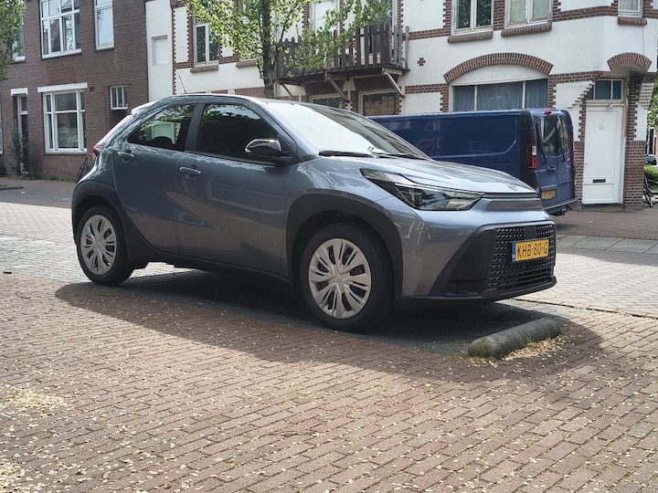 Toyota Aygo X Hybrid 115 play (2026)