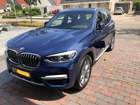 BMW X3 xDrive30e