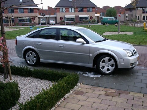 Opel Vectra GTS 1.8-16V Elegance