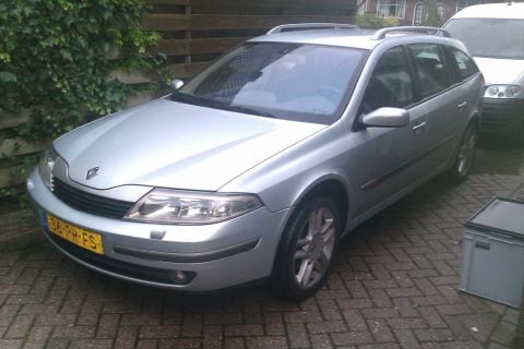 Renault Laguna Grand Tour 1.9 dCi 120pk Dynamique (2004)