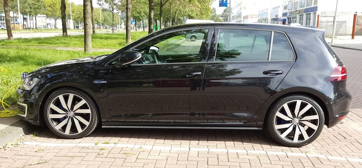 Volkswagen Golf 1.4 TSI GTE (2015)