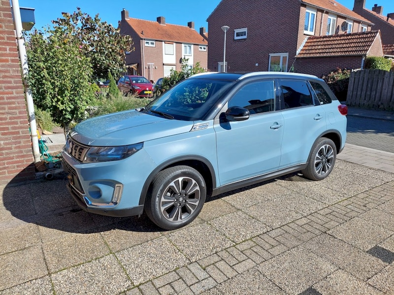 Suzuki Vitara 1.4 Boosterjet Smart Hybrid Style (2021)