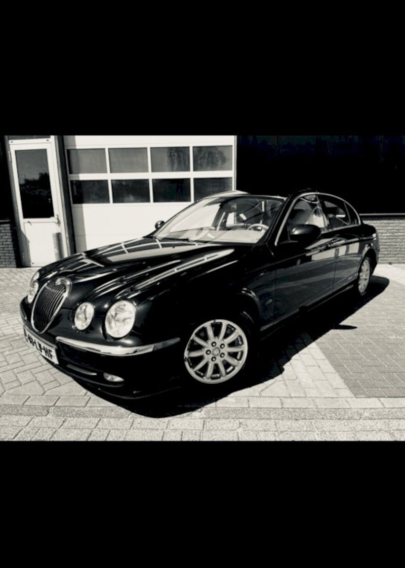 Jaguar S-Type 2.5 V6 Executive (2003)