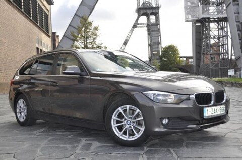BMW 318d Touring Executive