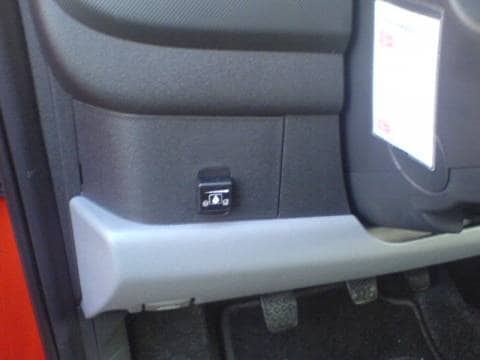 Daihatsu Sirion 2 1.0 12V DVVT Premium (2007)