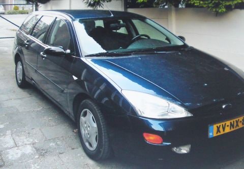 Ford Focus Wagon 1.8i 16V Trend (1999)